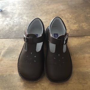 Girls Brown Leather Shoes
